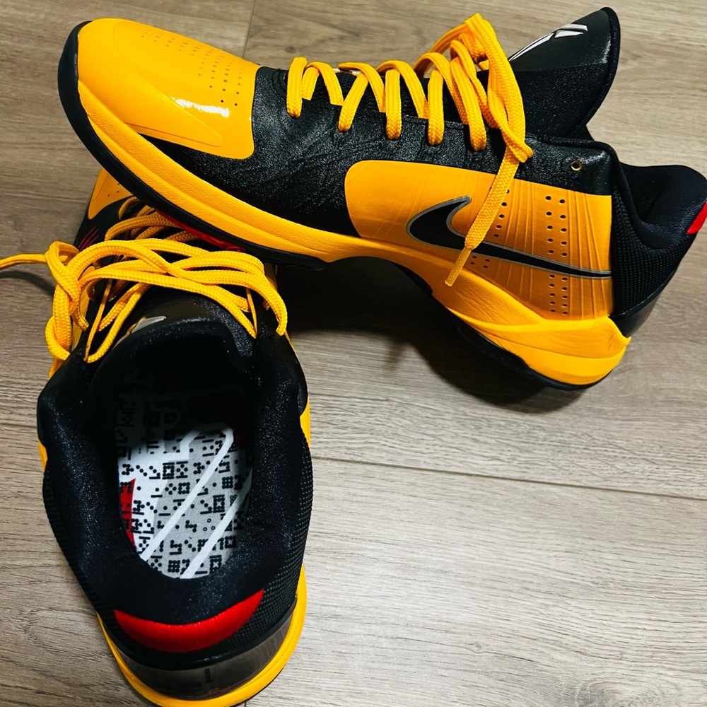 Kobe 5 Bruce lee
Kobe 6 reverse
Kobe 5 Protro Tucker - Picture 2 of 3